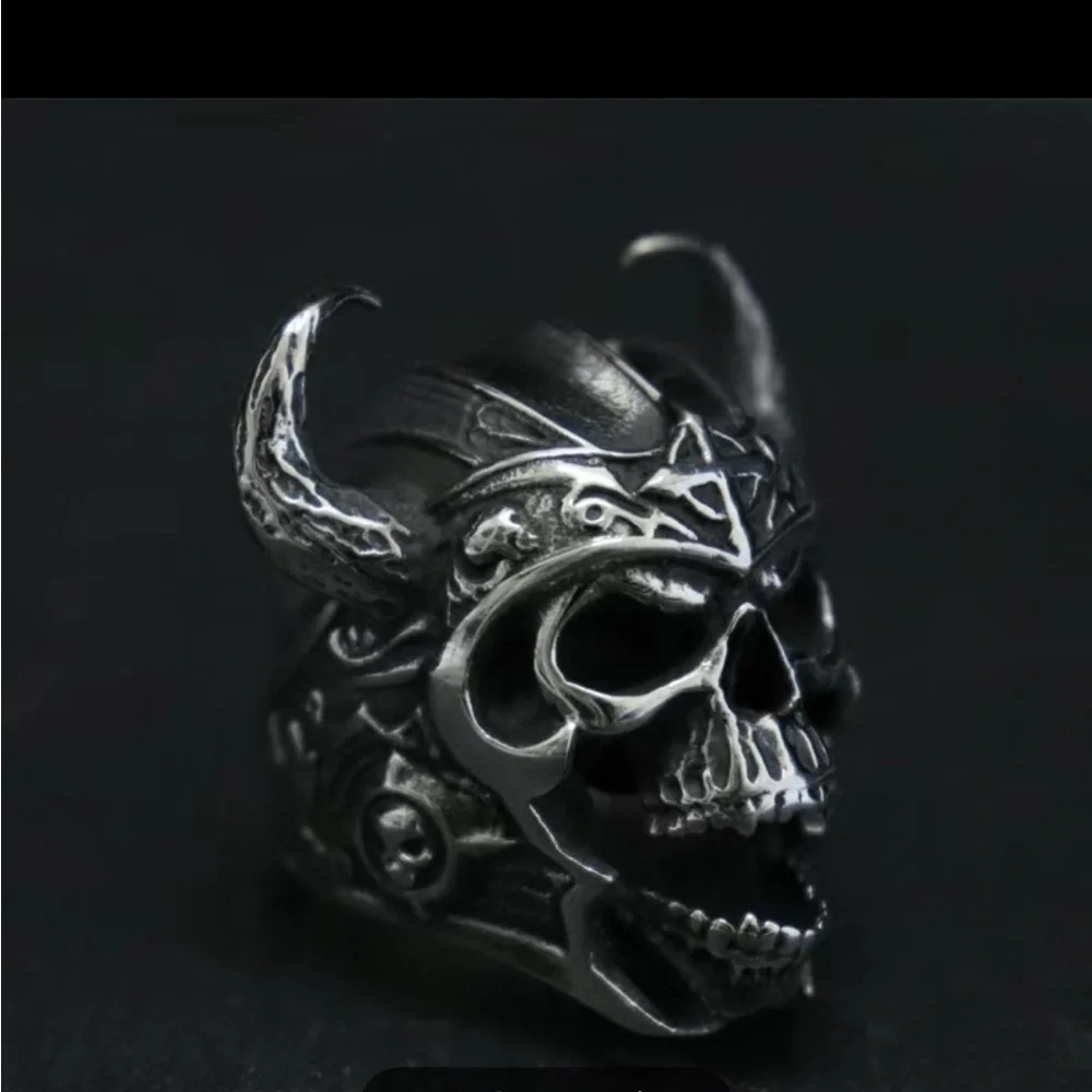 Vintage Cow Head Skull Punk Nordic God of War Biker Silver Tone Ring